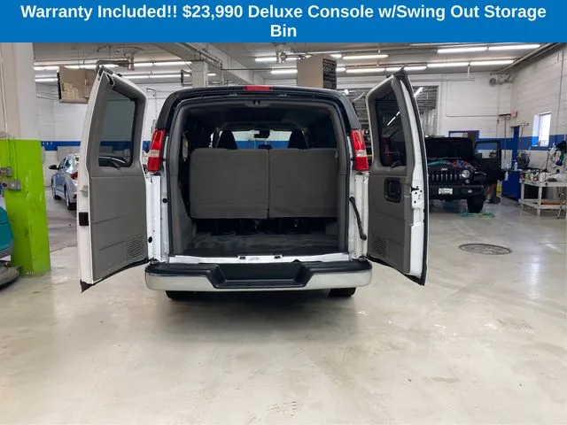 2019 Chevrolet Express Passenger LT - Photo 14