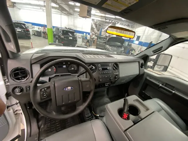 Ford F-250SD photo 25