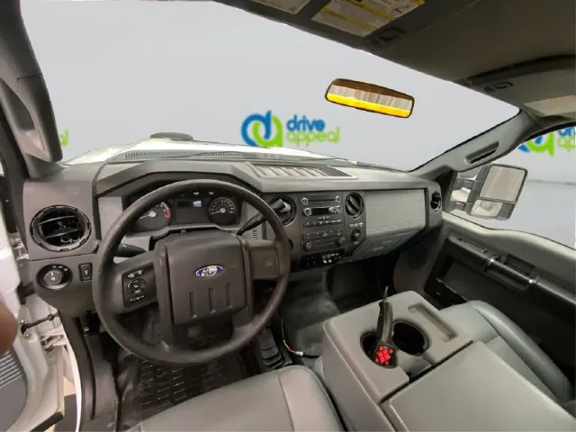 Ford F-250SD photo 26