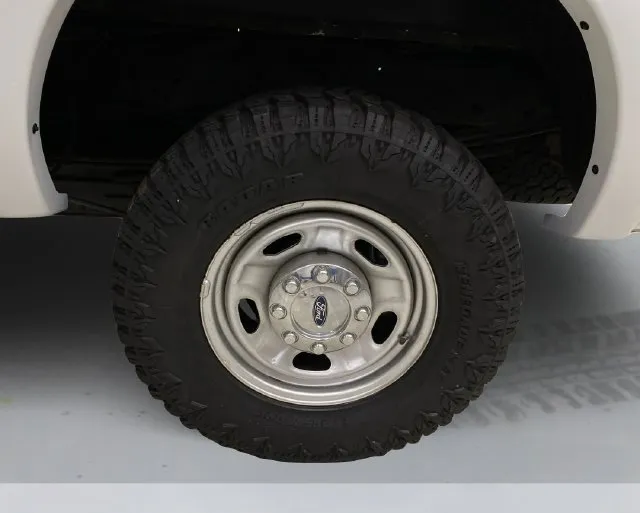 Ford F-250SD photo 17