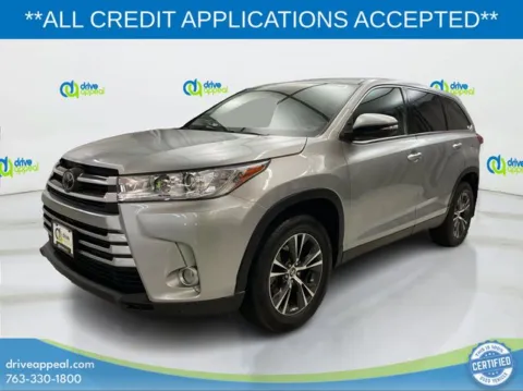 Gray 2019 Toyota Highlander LE for sale in New Hope, MN