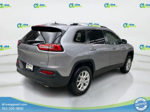 More photos of 2017 Jeep Cherokee Latitude at Drive Appeal New Hope, MN