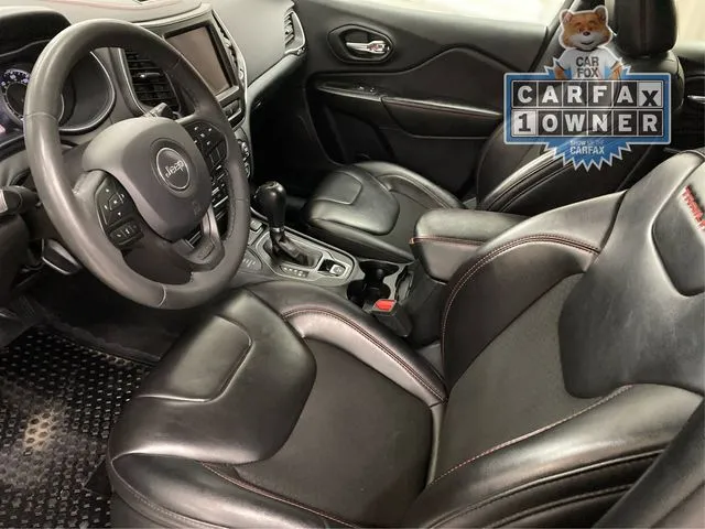 Jeep Cherokee photo 10
