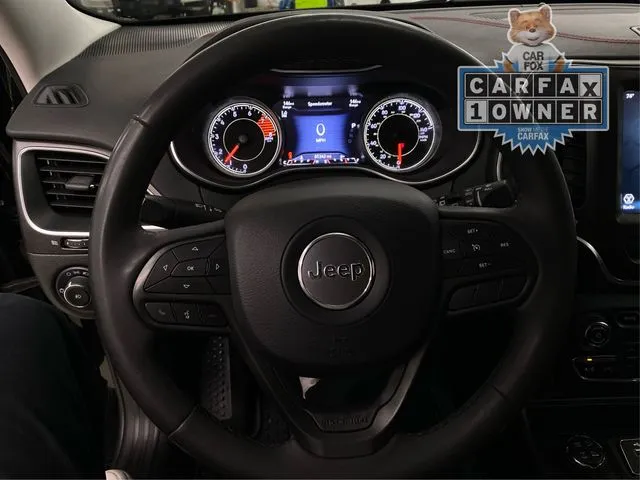 Jeep Cherokee photo 22