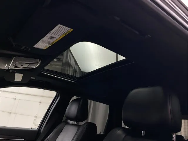 Jeep Grand Cherokee photo 27