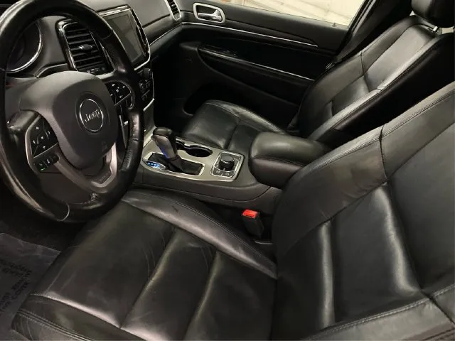 Jeep Grand Cherokee photo 10