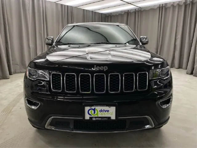 Jeep Grand Cherokee photo 16