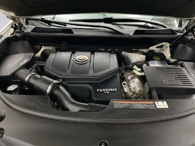 Cadillac SRX photo 13