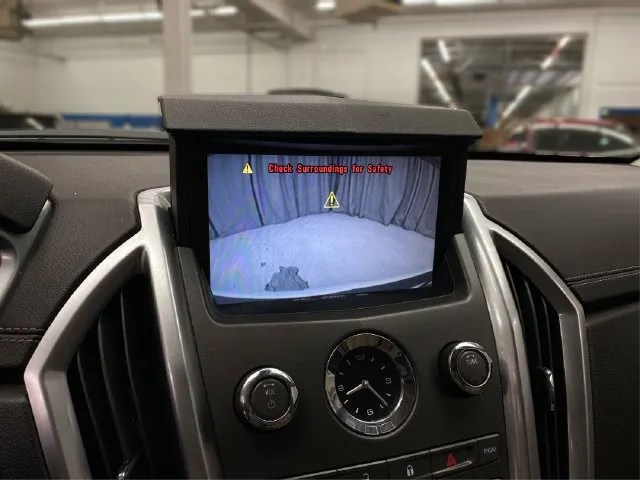 Cadillac SRX photo 32