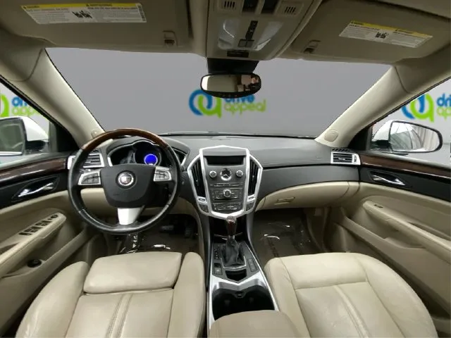 Cadillac SRX photo 30