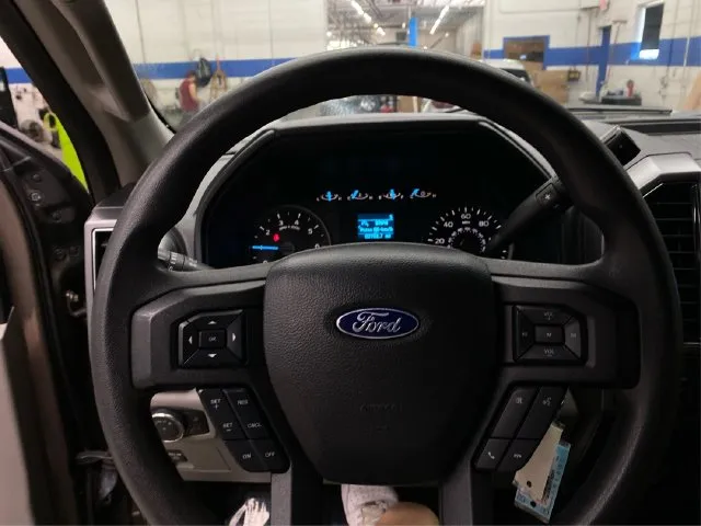 Ford F-150 photo 22