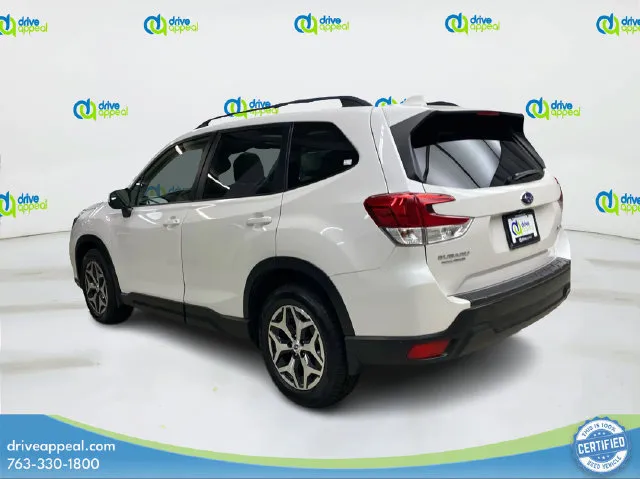 Subaru Forester photo 8