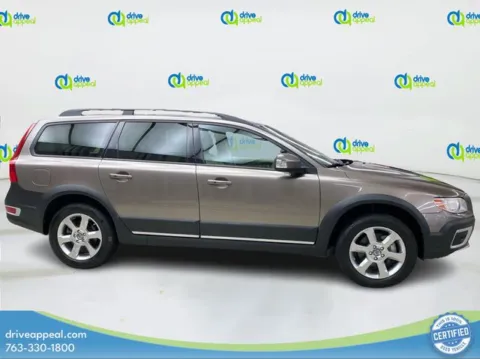 More photos of 2008 Volvo XC70 3.2 at Drive Appeal New Hope, MN