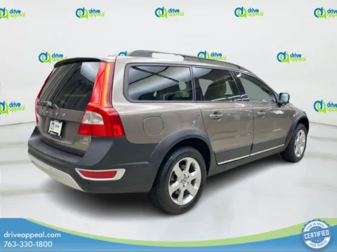 More photos of 2008 Volvo XC70 3.2 at Drive Appeal New Hope, MN