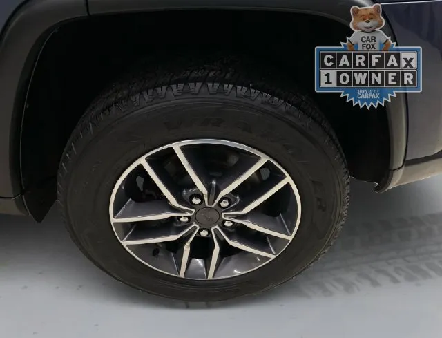 Jeep Grand Cherokee photo 18