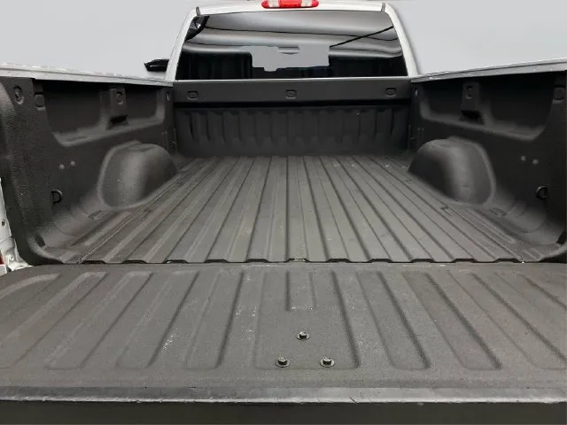 GMC Sierra photo 14