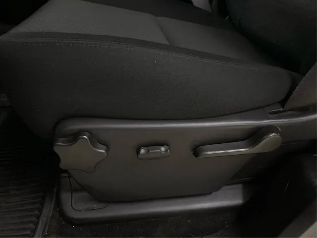 GMC Sierra photo 24