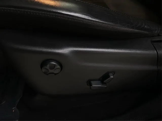 Jeep Grand Cherokee photo 25
