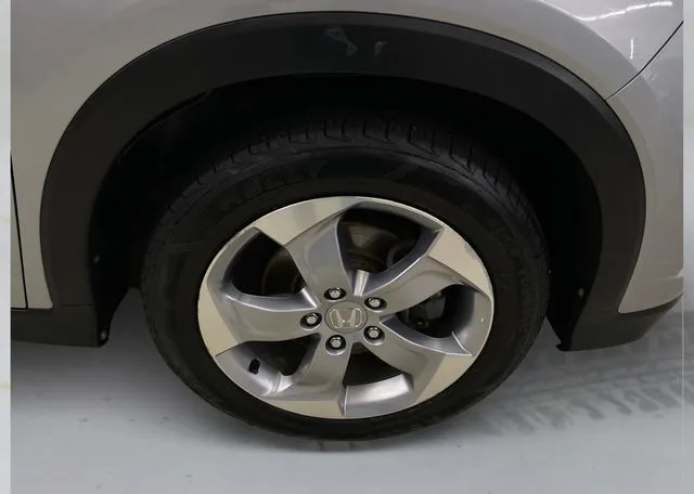 Honda HR-V photo 15