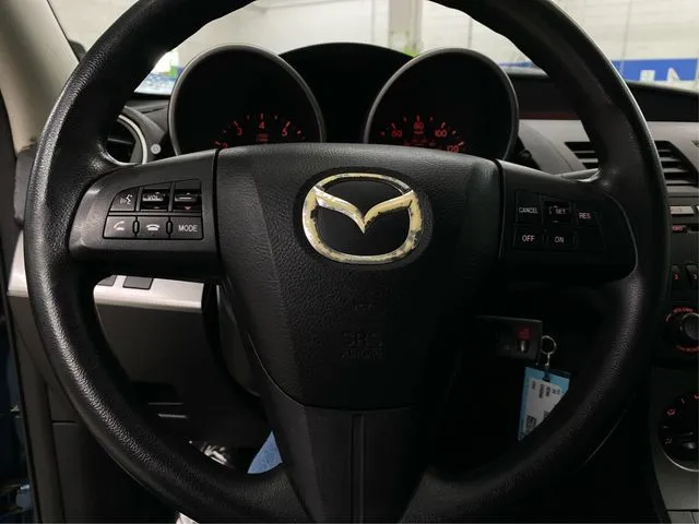 Mazda Mazda3 photo 21