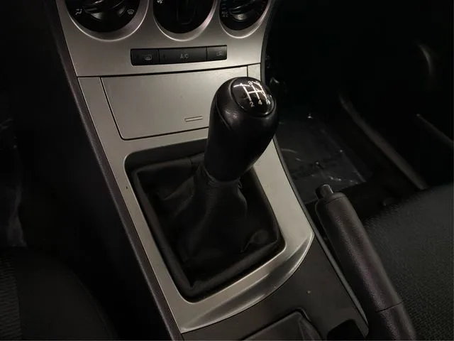 Mazda Mazda3 photo 30