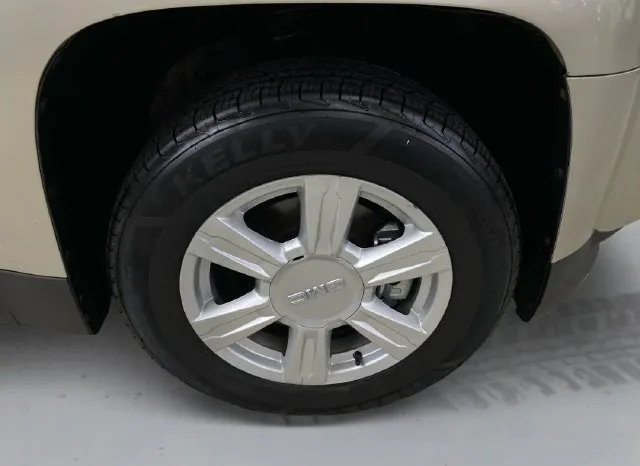 GMC Terrain photo 16
