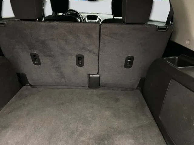 GMC Terrain photo 14