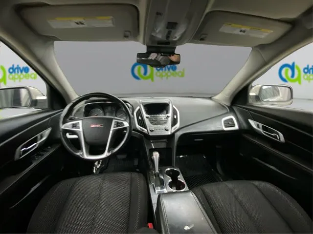 GMC Terrain photo 27
