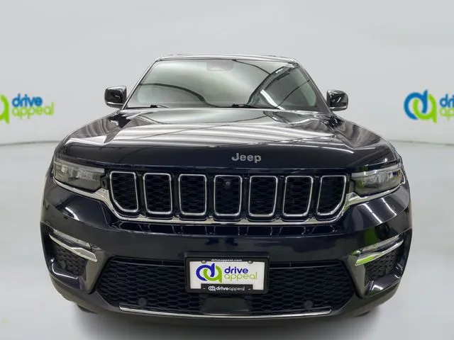 Jeep Grand Cherokee photo 16