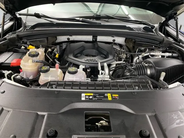 Jeep Grand Cherokee photo 13