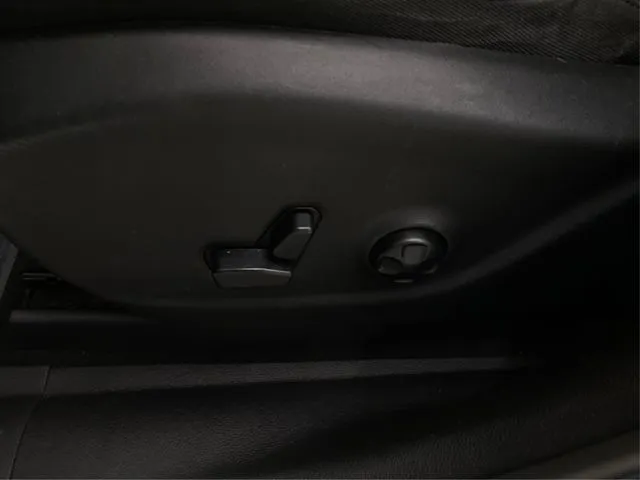 Jeep Cherokee photo 24