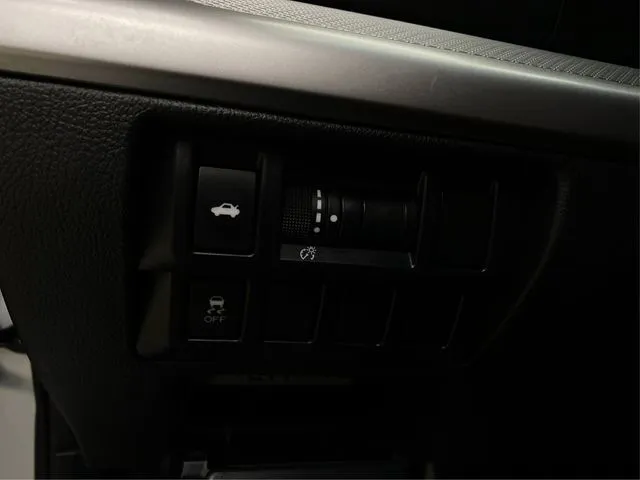 Subaru Legacy photo 23