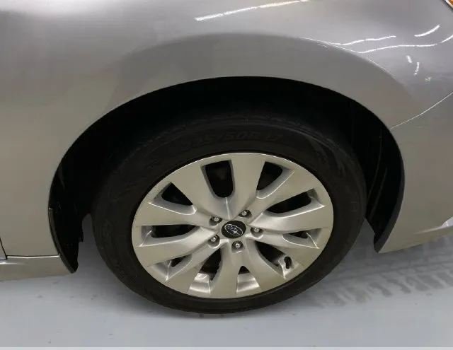 Subaru Legacy photo 16