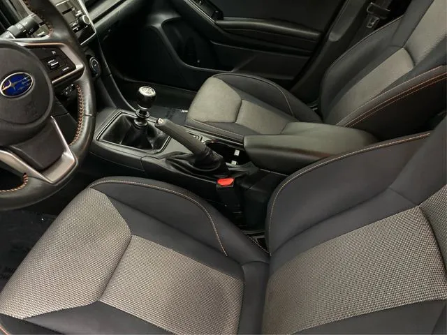 Subaru Crosstrek photo 10