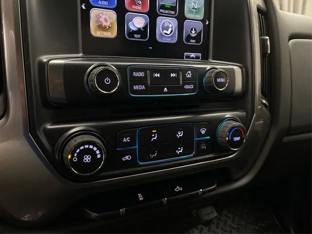 Chevrolet Silverado photo 31