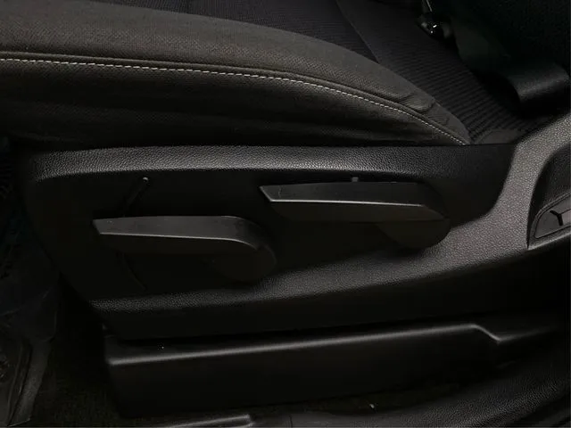 Chevrolet Silverado photo 24
