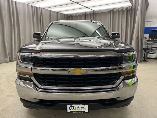 Chevrolet Silverado photo 15