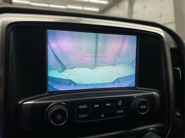 Chevrolet Silverado photo 30