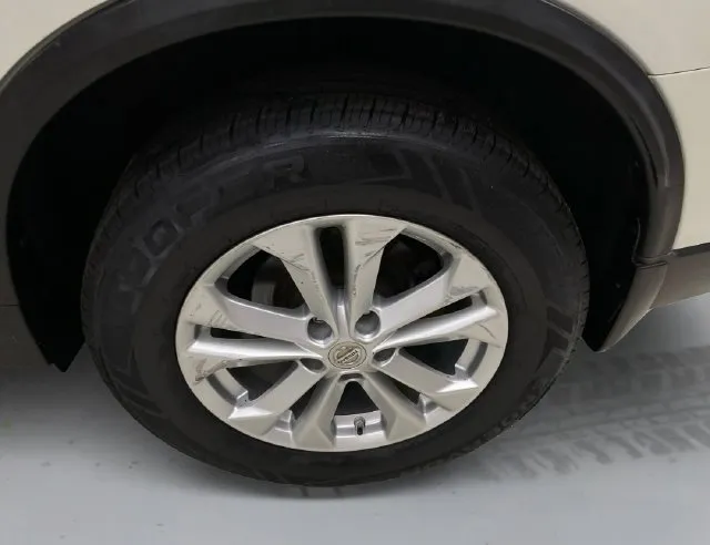 Nissan Rogue photo 19