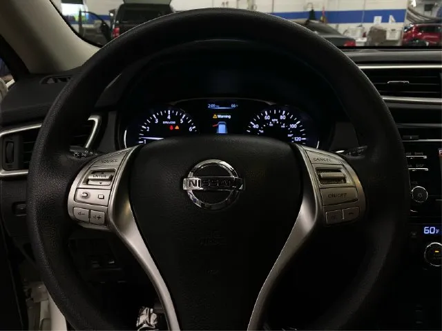 Nissan Rogue photo 23