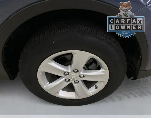 Toyota RAV4 photo 17