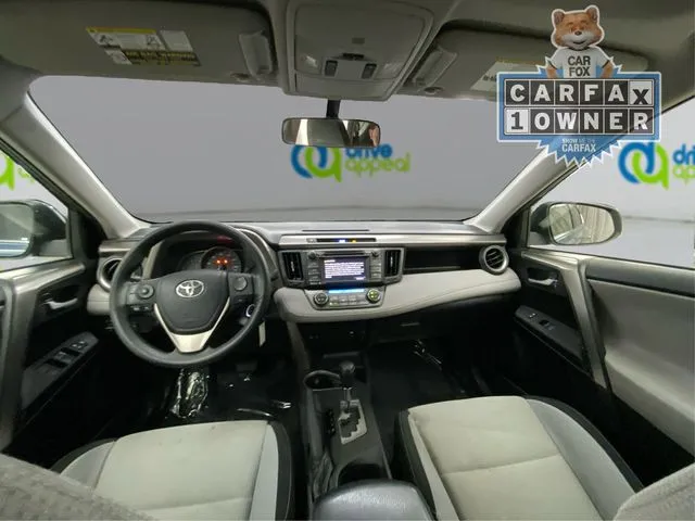 Toyota RAV4 photo 30