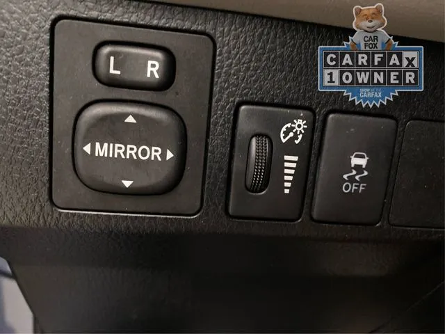 Toyota RAV4 photo 24
