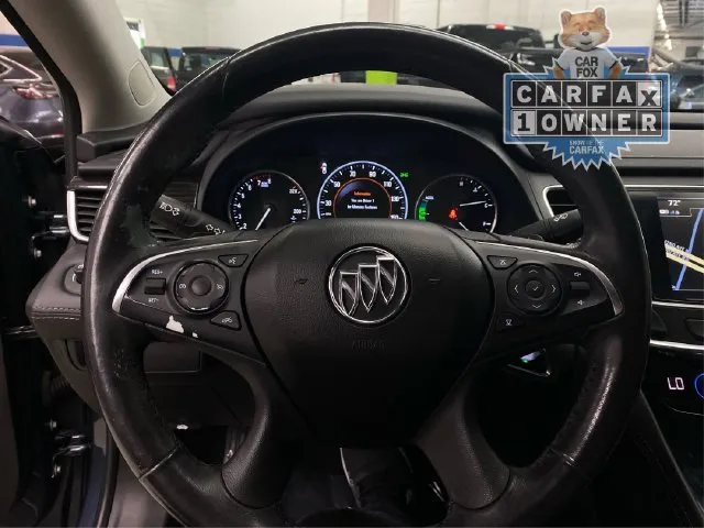 Buick LaCrosse photo 22