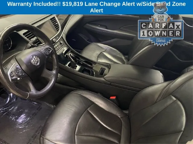 Buick LaCrosse photo 10