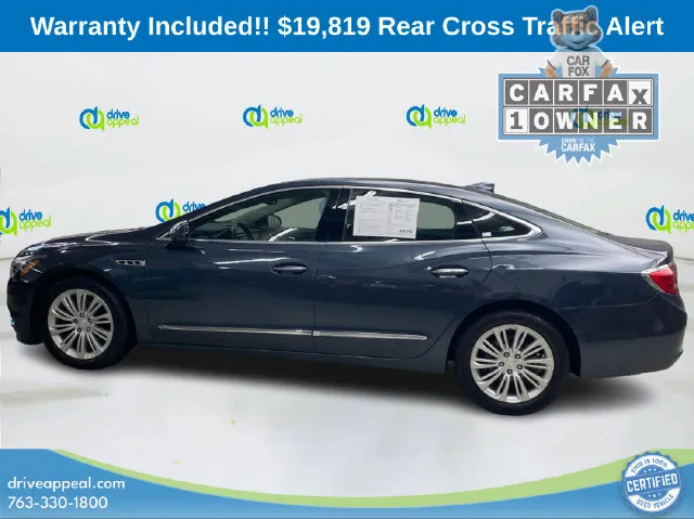 Buick LaCrosse photo 9