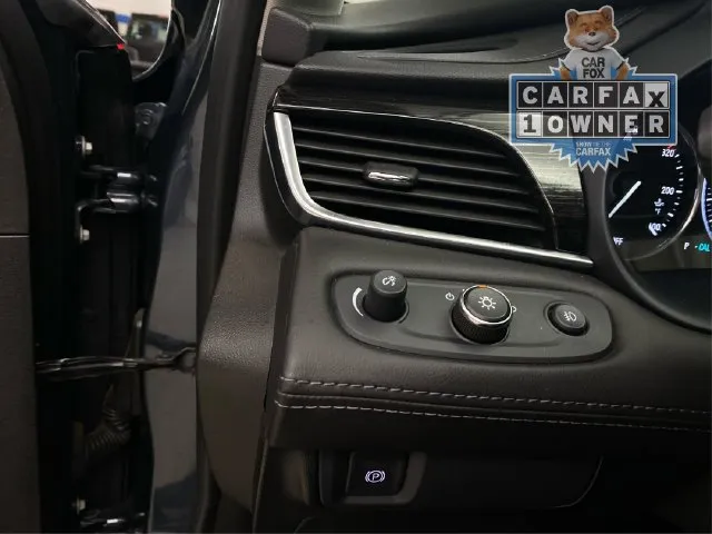 Buick LaCrosse photo 23