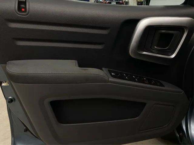 Honda Ridgeline photo 24