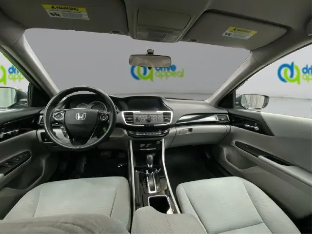 Honda Accord photo 28