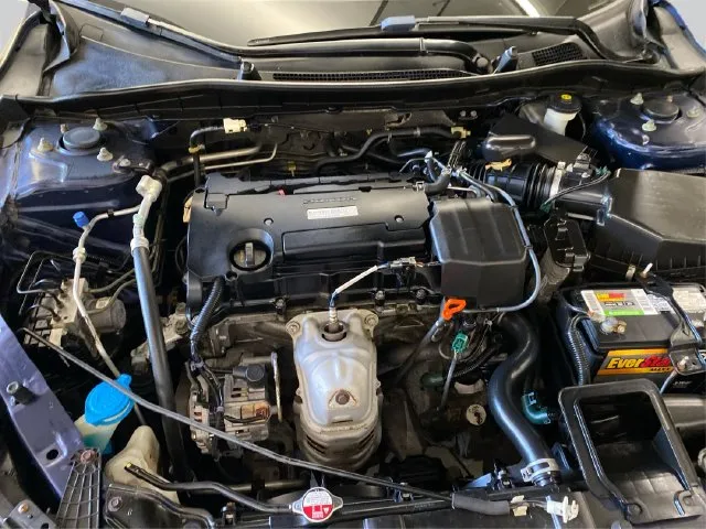 Honda Accord photo 13
